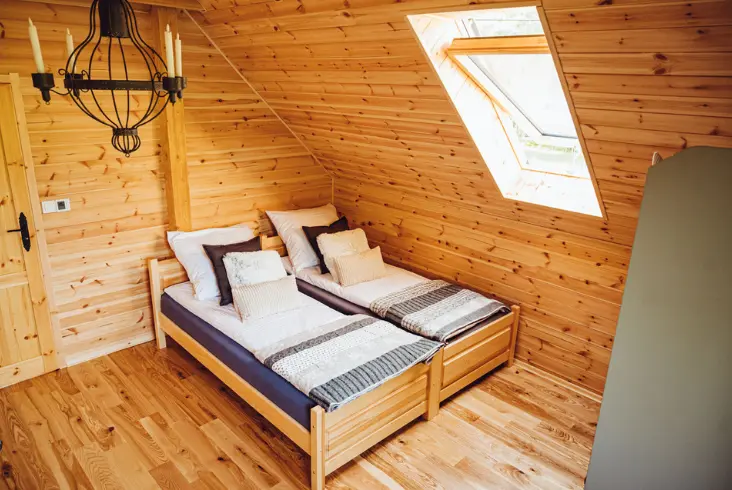 Chatka obok dziadka sypialnia 4 (3)